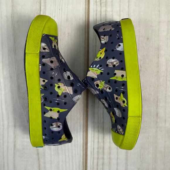 Kids Star Wars The Mandalorian Grogu Native Shoes Clogs Slip On Size 8C - Picture 4 of 7